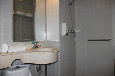 جینجیانگ این بیجینگ ییژوانگ اکونومیک اند تکنولوجیکال دولپمنت زون هتل