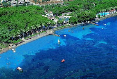 عمر هالیدی ریزورت کوش آداسی