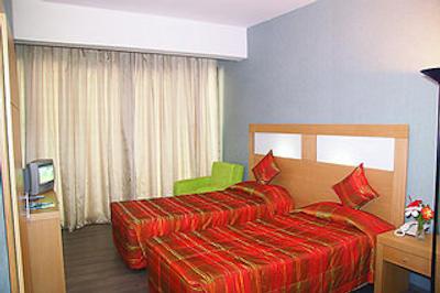 عمر هالیدی ریزورت کوش آداسی