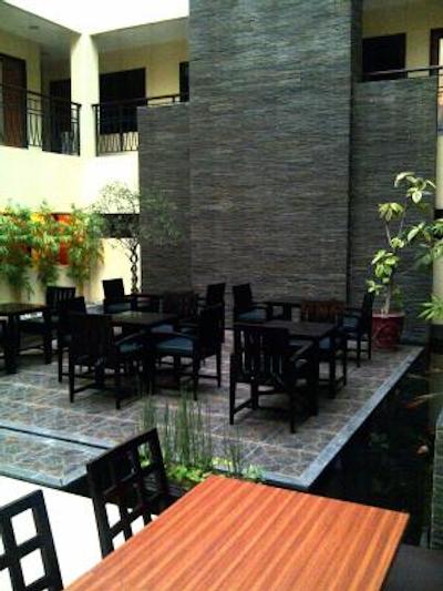 رتا اینترنیشنال هتل