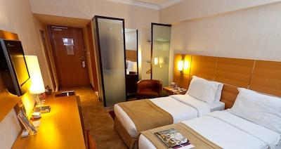 جولیان مارماریز