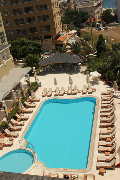 جولیان مارماریز