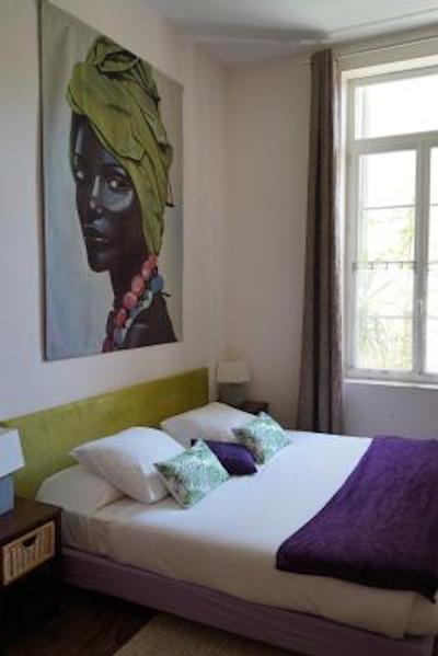 هتل کرویکس بارانن