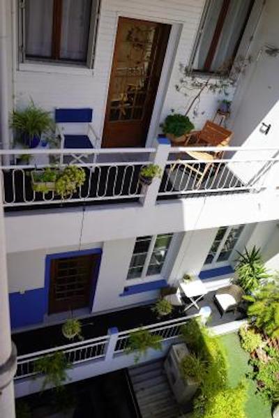 هتل کرویکس بارانن