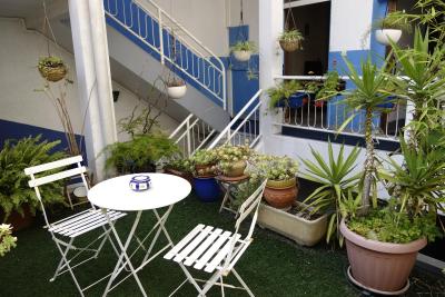 هتل کرویکس بارانن