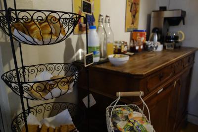 هتل کرویکس بارانن