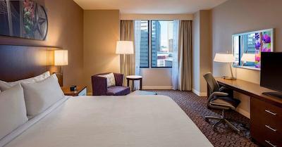 هیلتون گاردن این دونتون دالاز