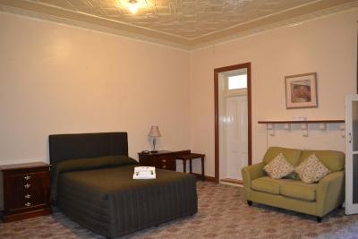 هیستریک هیدرو متر این