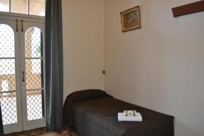 هیستریک هیدرو متر این