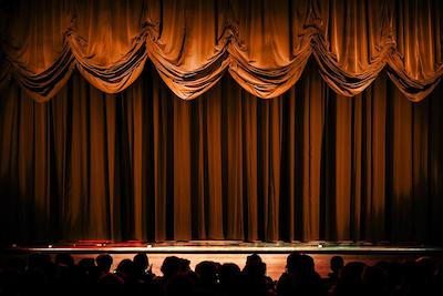 آمبروسیا سوئیتس