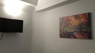 آمبروسیا سوئیتس