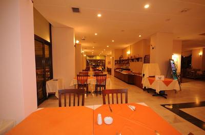 الیت ورلد مارماریز