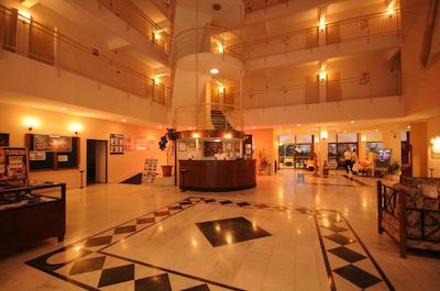 الیت ورلد مارماریز