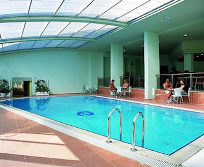 کلوب نکست این