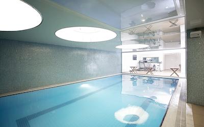 امر اند امر بیچ