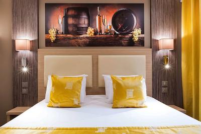 کمفرت هتل اُرلینز اُلیوت پروینسز