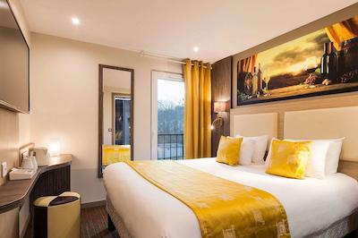 کمفرت هتل اُرلینز اُلیوت پروینسز