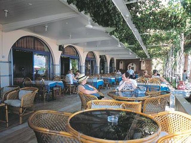 کارادنیز