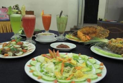 پوری مگا هتل