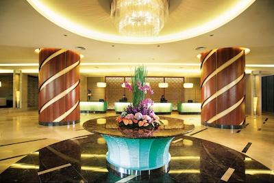 اس تی گاردنز-گرند هتل اند رزیدنسز