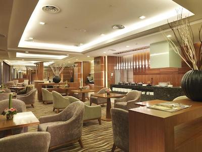 اس تی گاردنز-گرند هتل اند رزیدنسز