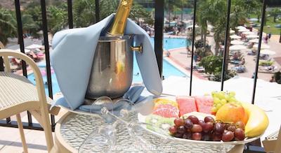 اس تی گاردنز-گرند هتل اند رزیدنسز