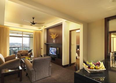 اس تی گاردنز-گرند هتل اند رزیدنسز