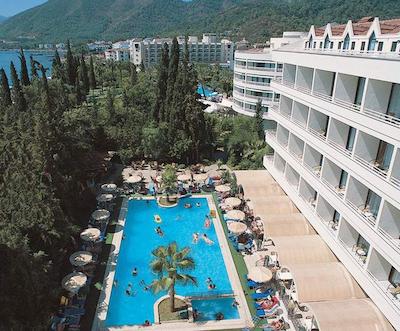 کاماریز هتل اند اسپا