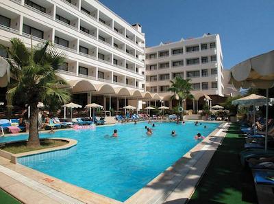 کاماریز هتل اند اسپا