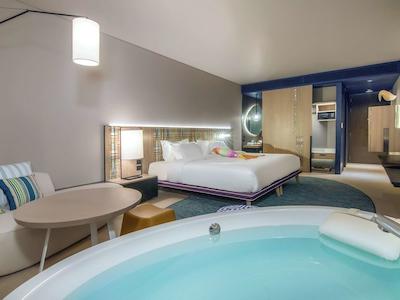 وراندا ریزورت پاتایا ام گالری بای سوفیتل