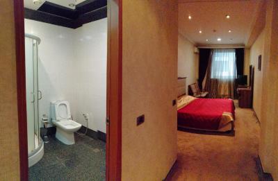 ابو آرنا هتل