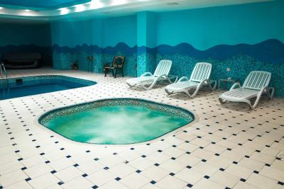 ابو آرنا هتل