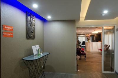 آیچک این رزیدنسز ساتورن