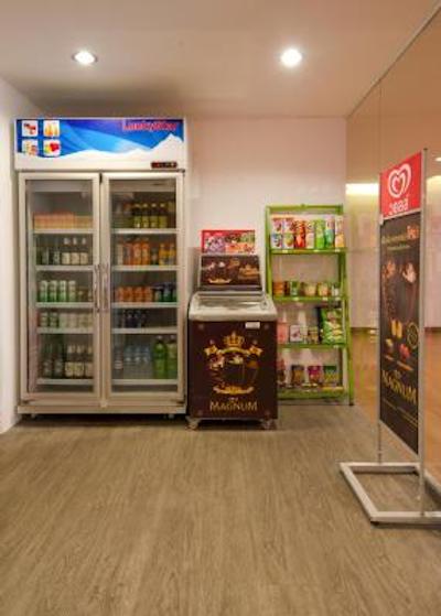 آیچک این رزیدنسز ساتورن