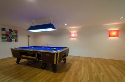 آیچک این رزیدنسز ساتورن