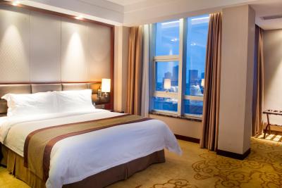 شنزهن اوانت-گارد هتل