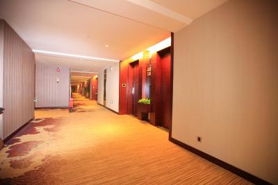 شنزهن اوانت-گارد هتل