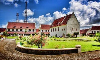 ارتل اسمیل ماکاسار