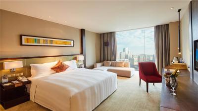 لیا چارلتون هتل شنزهن