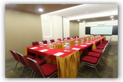 دراگون این کمران