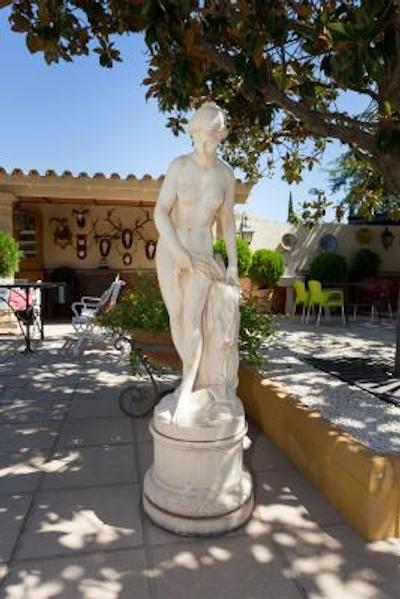 هتل ریاد اروزافا