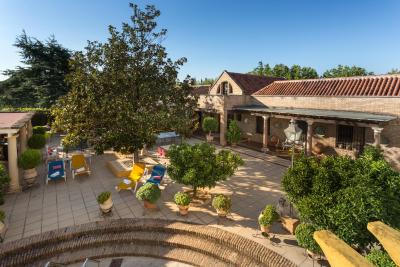 هتل ریاد اروزافا