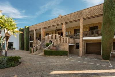 هتل ریاد اروزافا