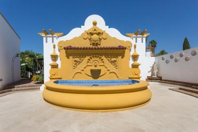 هتل ریاد اروزافا