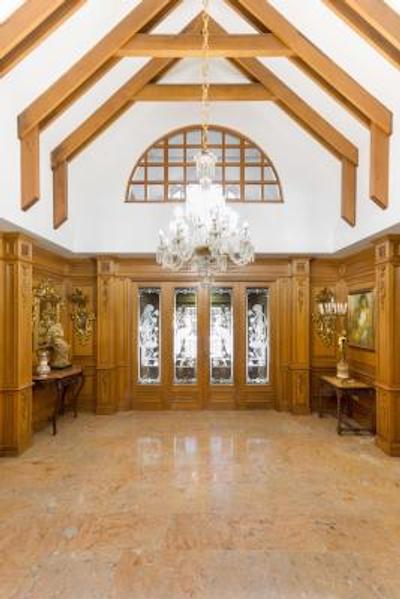 هتل ریاد اروزافا