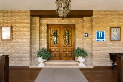 هتل ریاد اروزافا