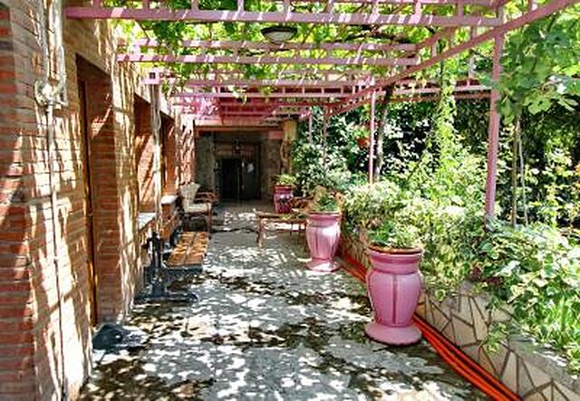 ایرمنی هتل