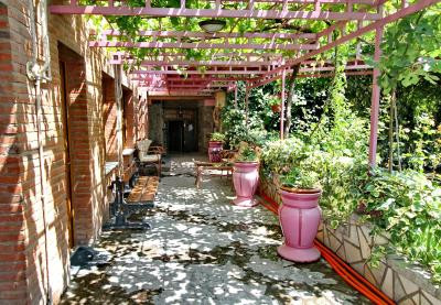 ایرمنی هتل