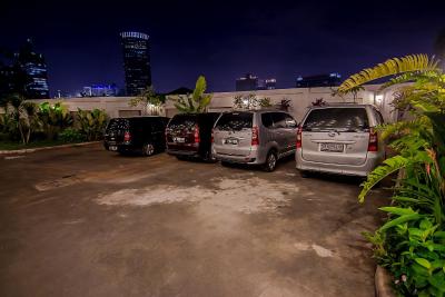 هتل دیرادجا