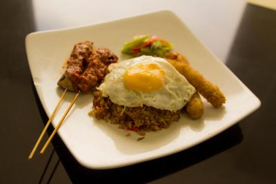 هتل دیرادجا